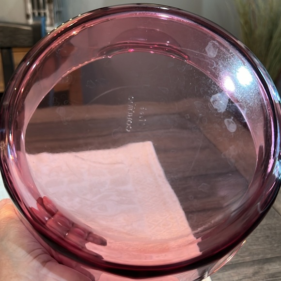 Corning Cranberry Bowl with Handles - Picture 7 of 11